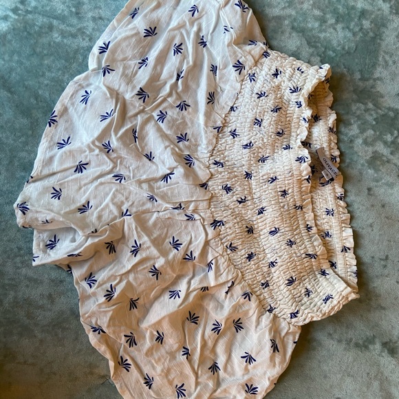 Linen shorts - Picture 2 of 3